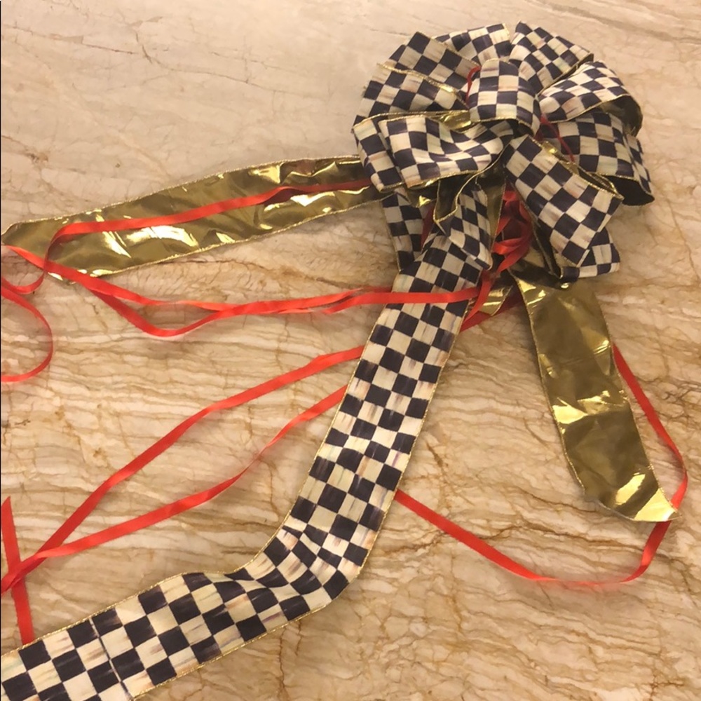 MacKenzie-Childs Christmas Bow Tree Topper